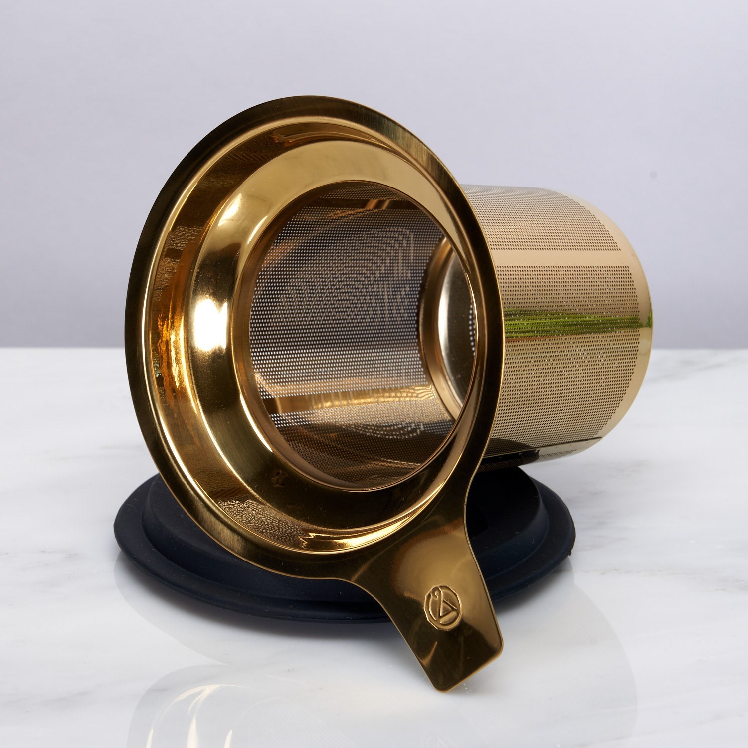 One Cup Infuser · Tea Strainer with Silicone Lid | August Uncommon Tea